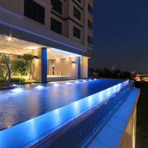 Reka Bentuk Infinity Pool dan Memilih Dinding Infinity Pool